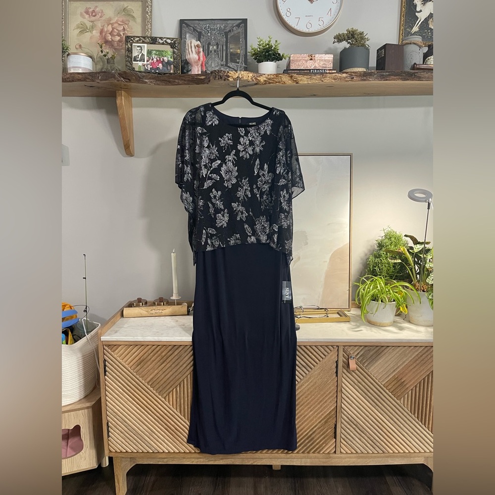 NWT SLNY Navy and Silver Floral Maxi Dress